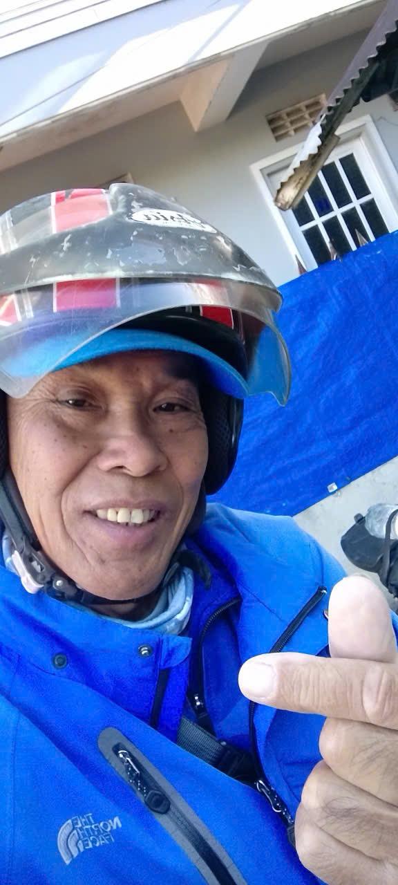 Mr. Hùng, Easy Rider guide